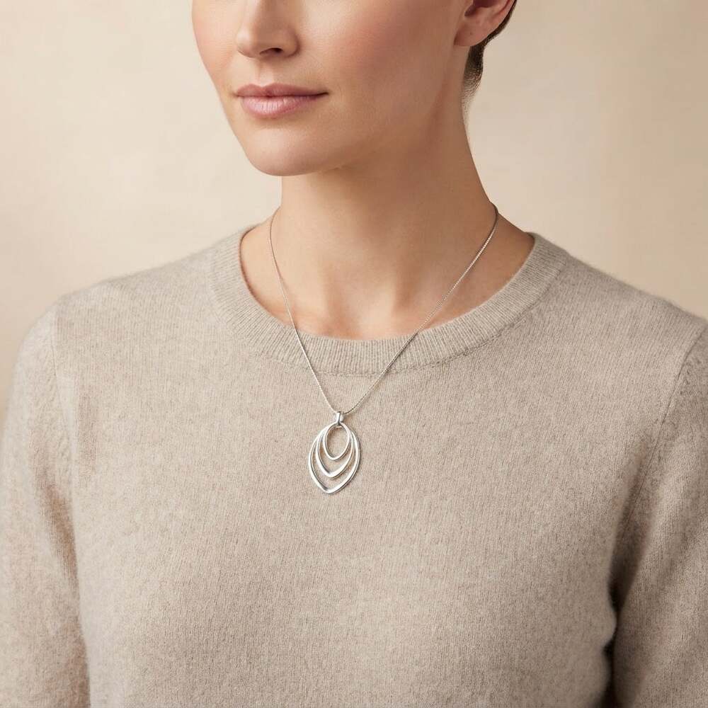 Liz Claiborne Orbital Womens 17 Inch Pendant Necklace